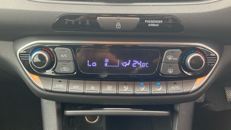 Hyundai i30 1.4T GDI Premium 5dr Petrol Estate